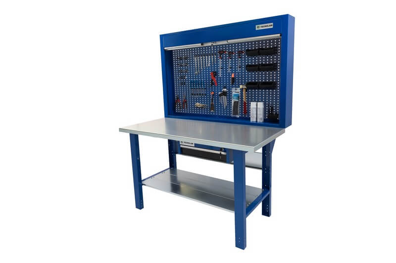 banco da lavoro con cassettino con chiave, nella parte in basso un piano per attrezzi. Nella parte posteriore è presente un pannello per attrezzi