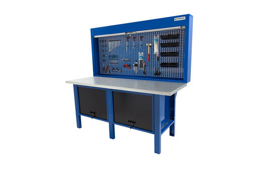 banco da lavoro 2 metri con due scaffalature con antina basculante richiudibile con chiave e un pannello di controllo nella parte posteriore dove appendere i propri attrezzi